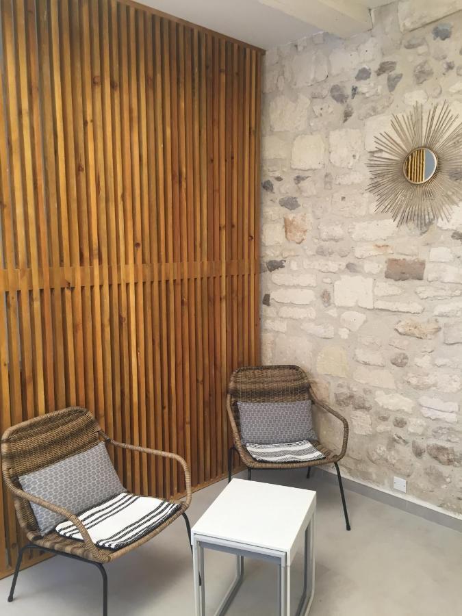 Studio Climatise, La Cloison Arles Exterior foto
